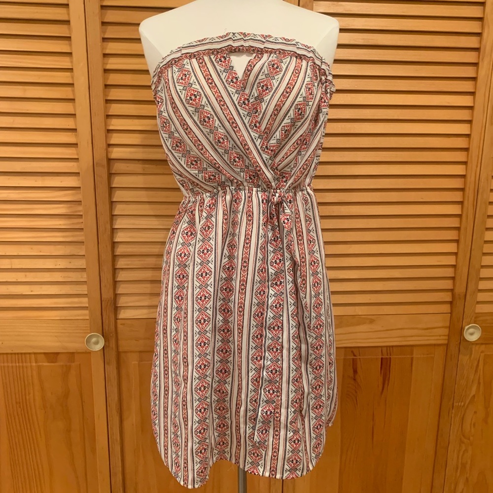 Strapless dress